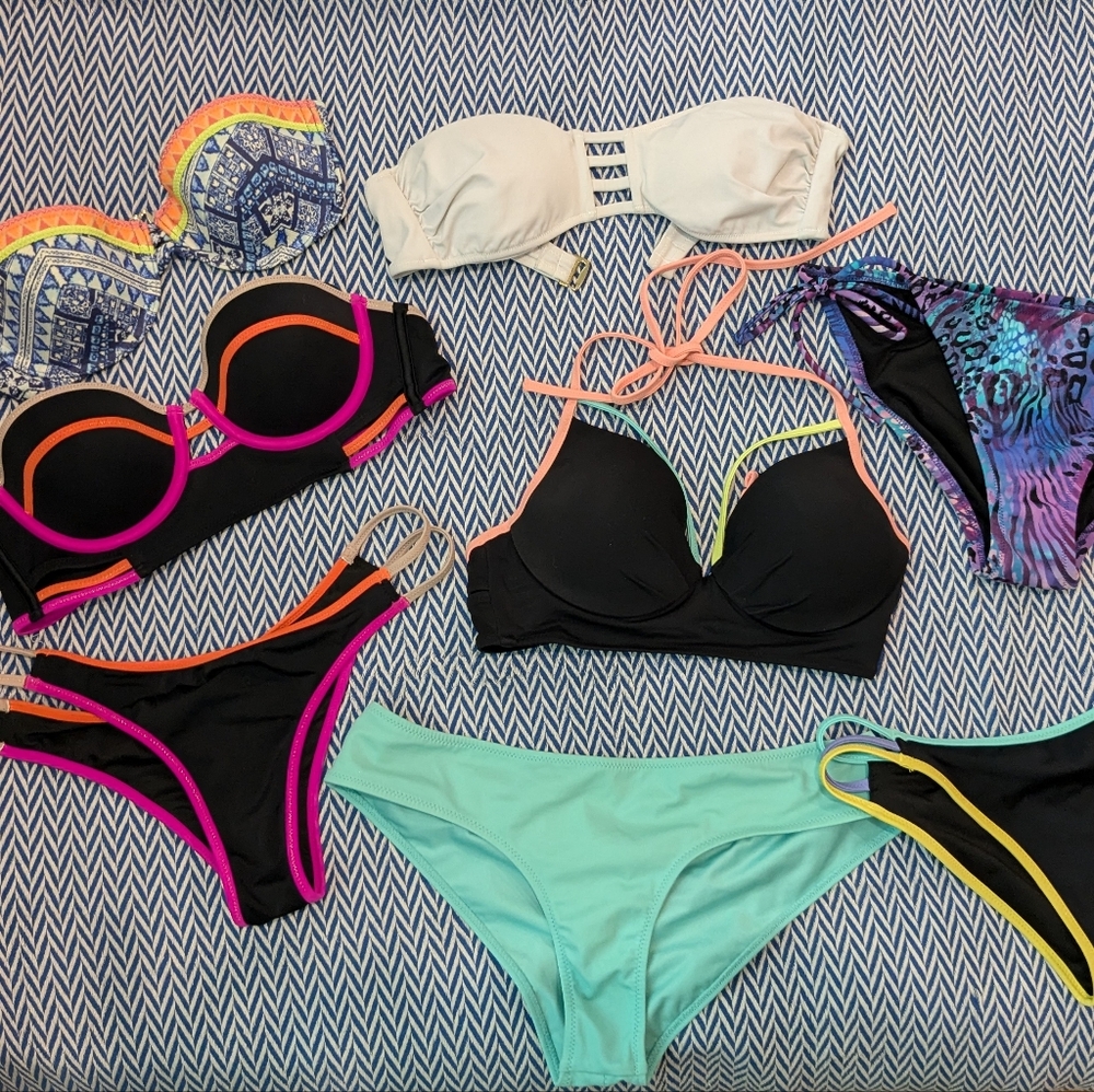 Lot of Victoria's Secret Bikinis (Size Small/32B mix and match)